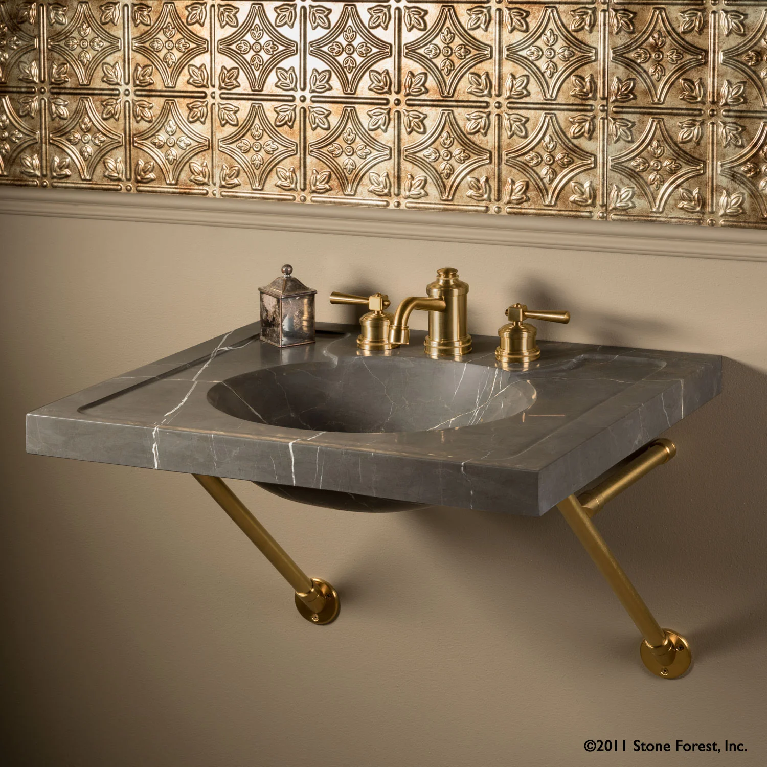 Vintage Washbasin, 27 inch - Image 10