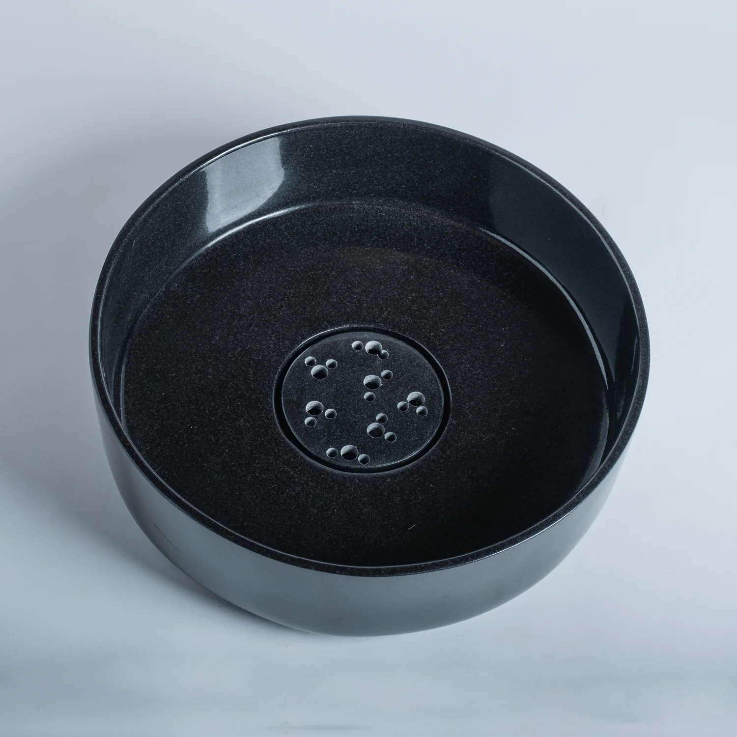 Round Vessel Sink with Drain Cover - Image 2