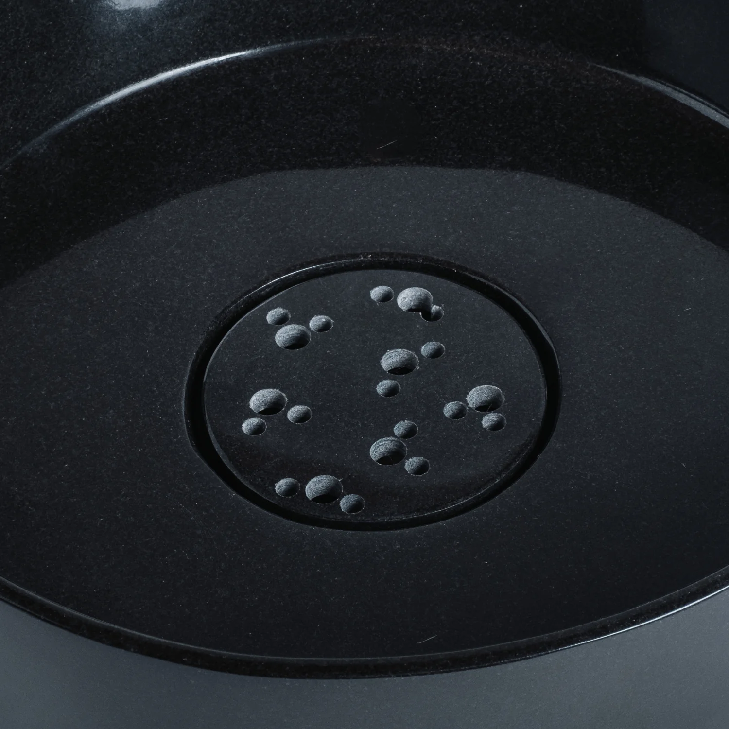 Round Vessel Sink with Drain Cover - Image 3